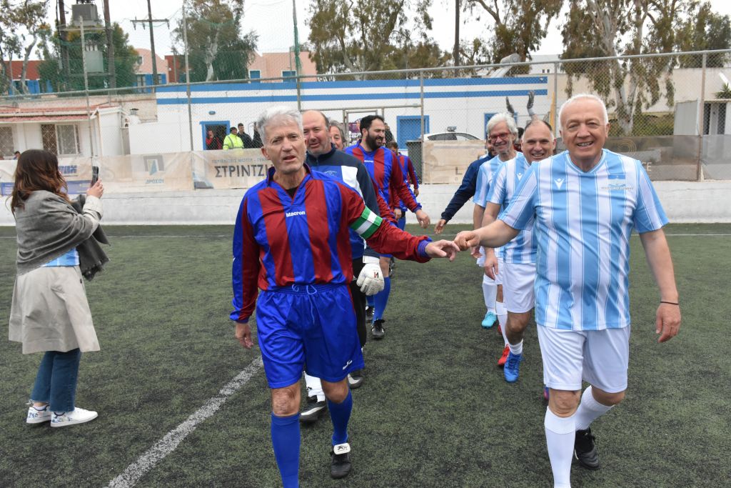 Μάρκος Καφούρος: Ηχηρό μήνυμα αλληλεγγύης από τη Σαντορίνη