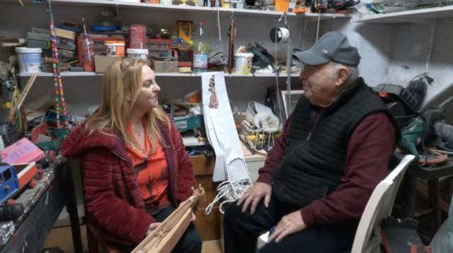 Τις χειροτεχνίες του Ανδρέα Φύτρου (Γιέμελη) παρουσίασε η Μαρία Πρασίνου